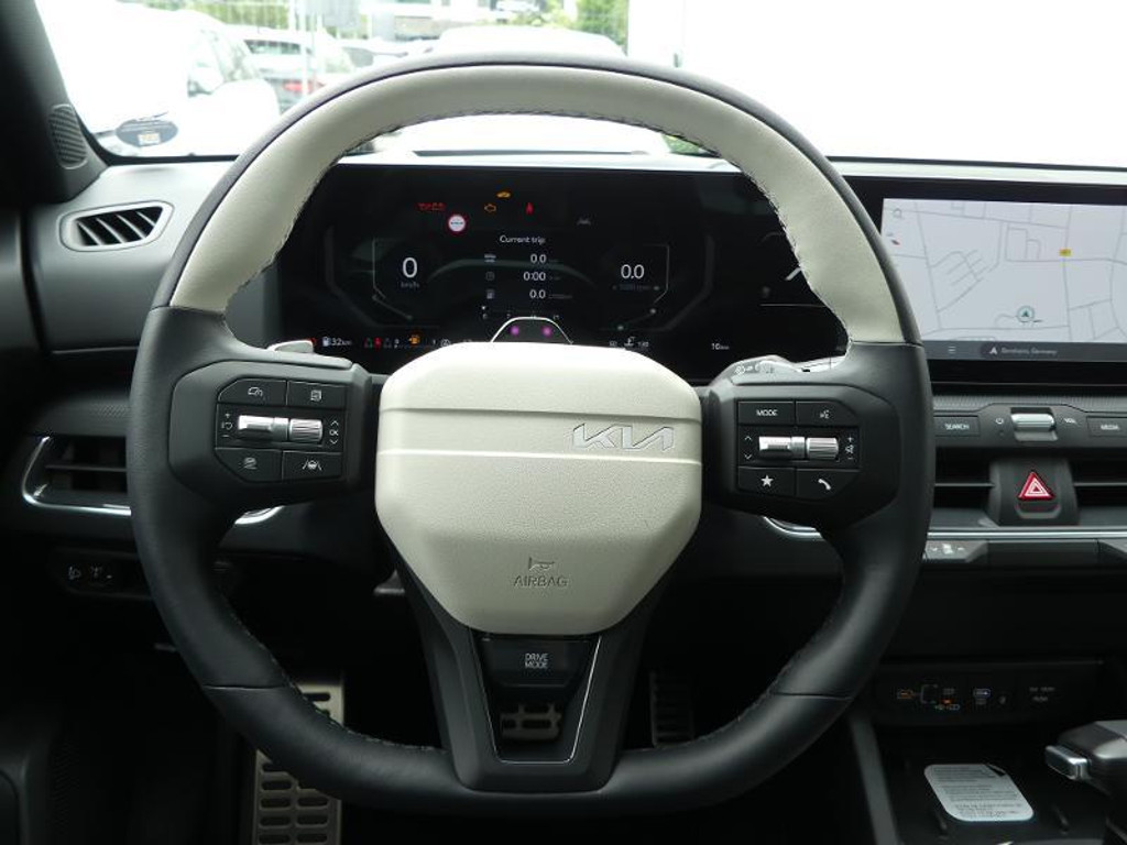 Kia K4