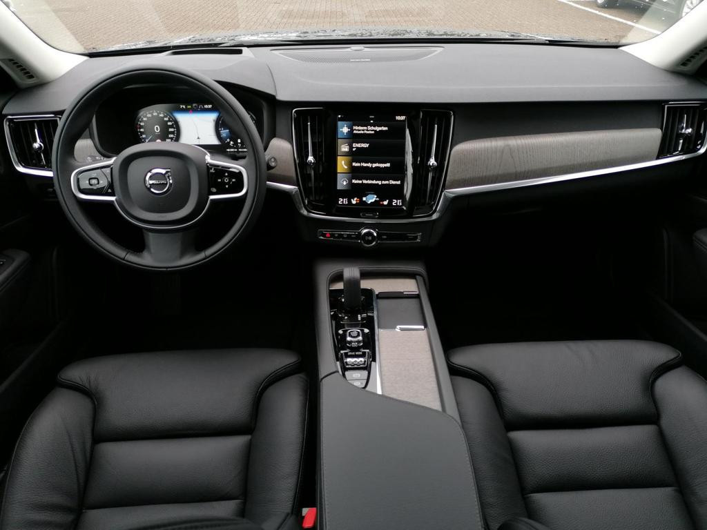 Volvo V90 Cross Country