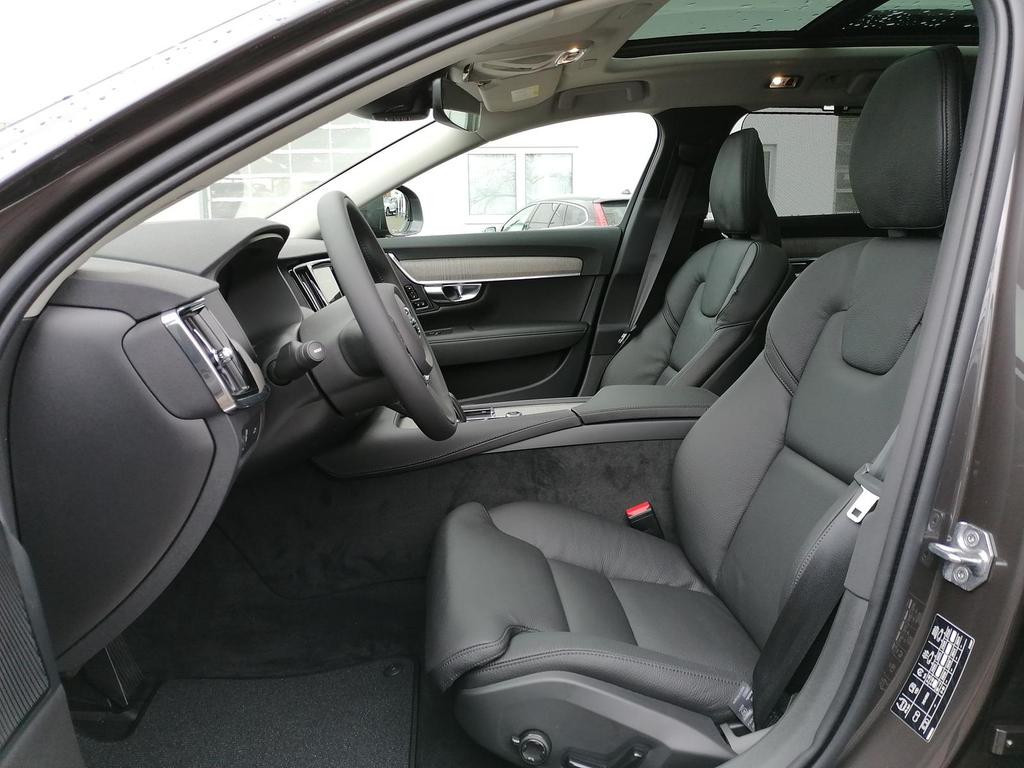 Volvo V90 Cross Country