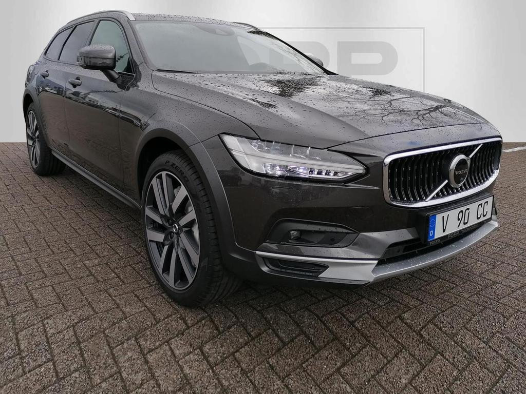 Volvo V90 Cross Country