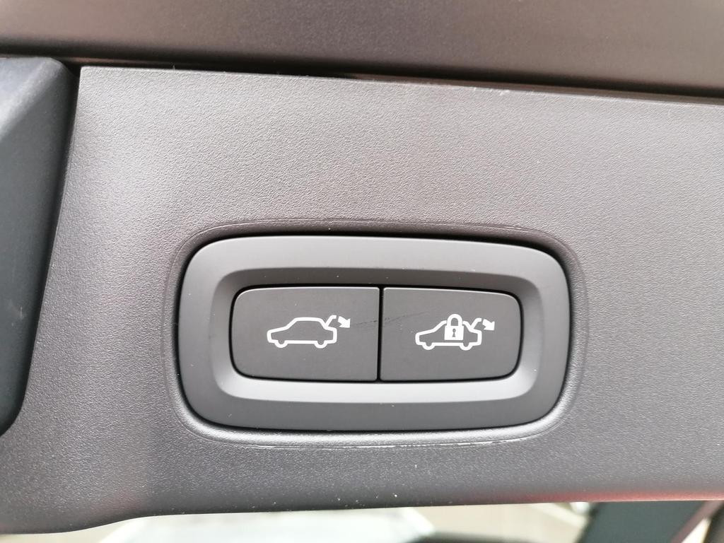 Volvo V90 Cross Country