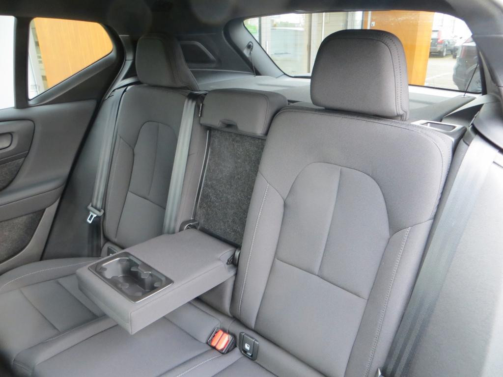 Volvo EX40