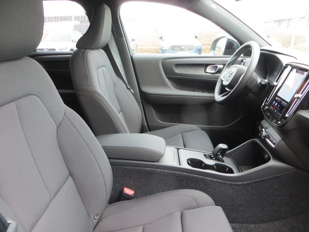 Volvo EX40