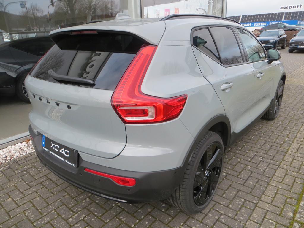 Volvo EX40