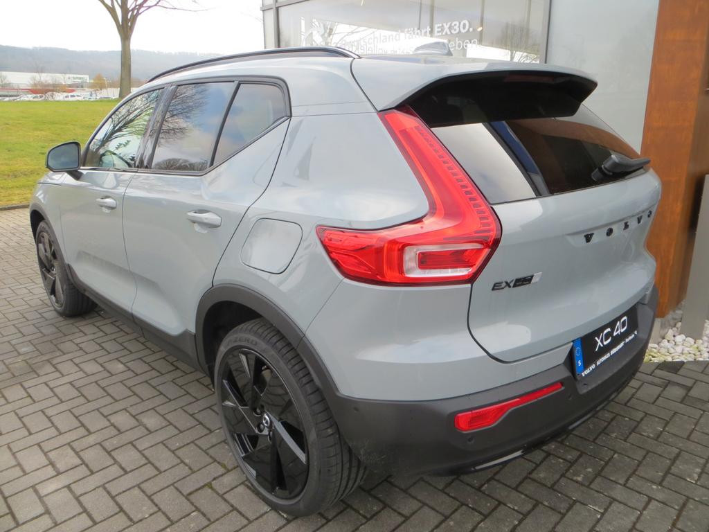 Volvo EX40