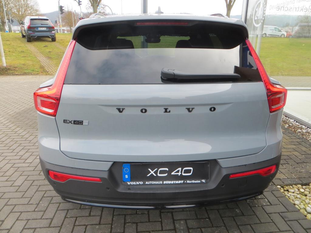 Volvo EX40