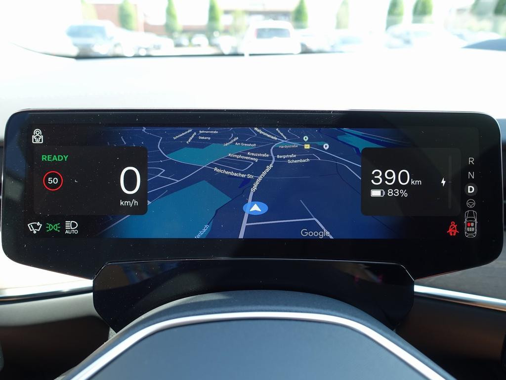 Volvo ES90
