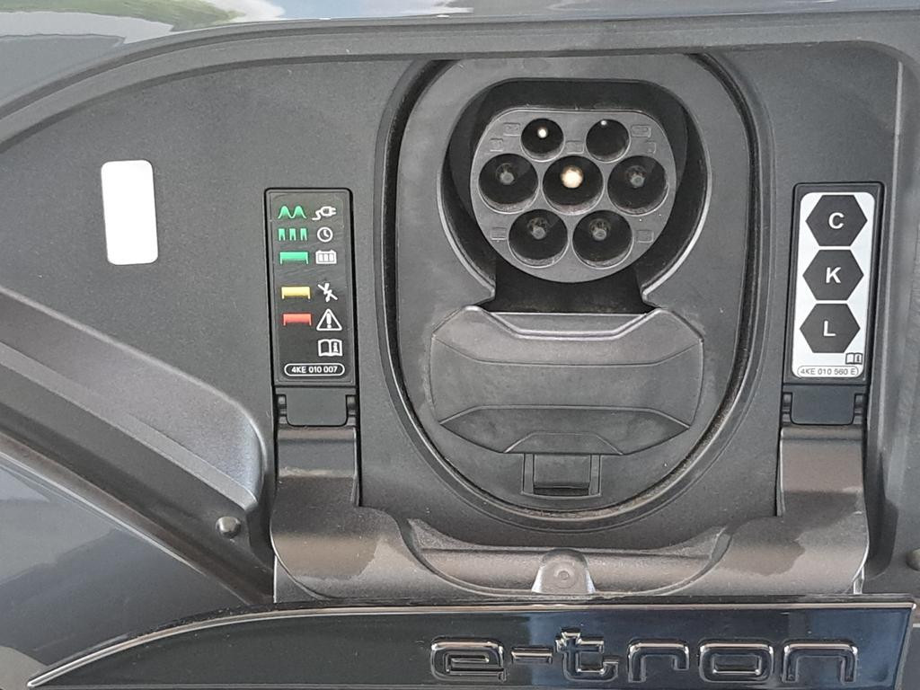 Audi Q8 e-tron