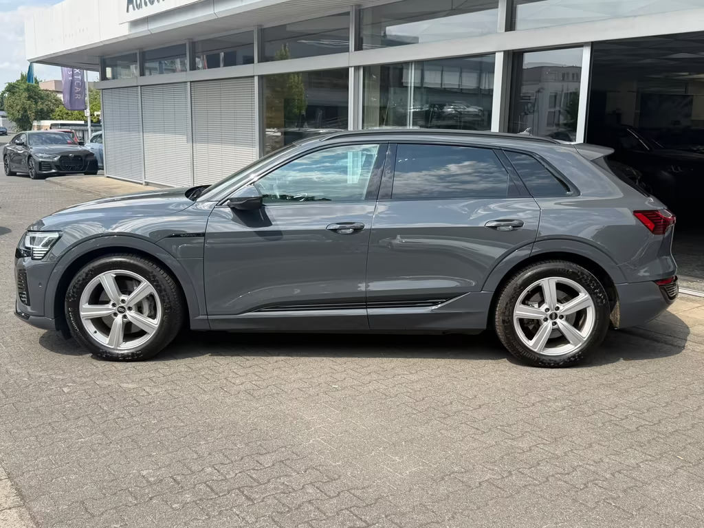 Audi Q8 e-tron
