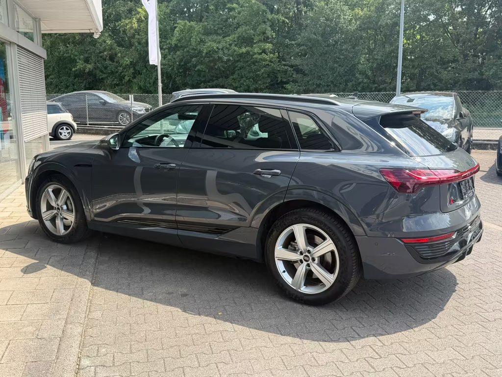 Audi Q8 e-tron