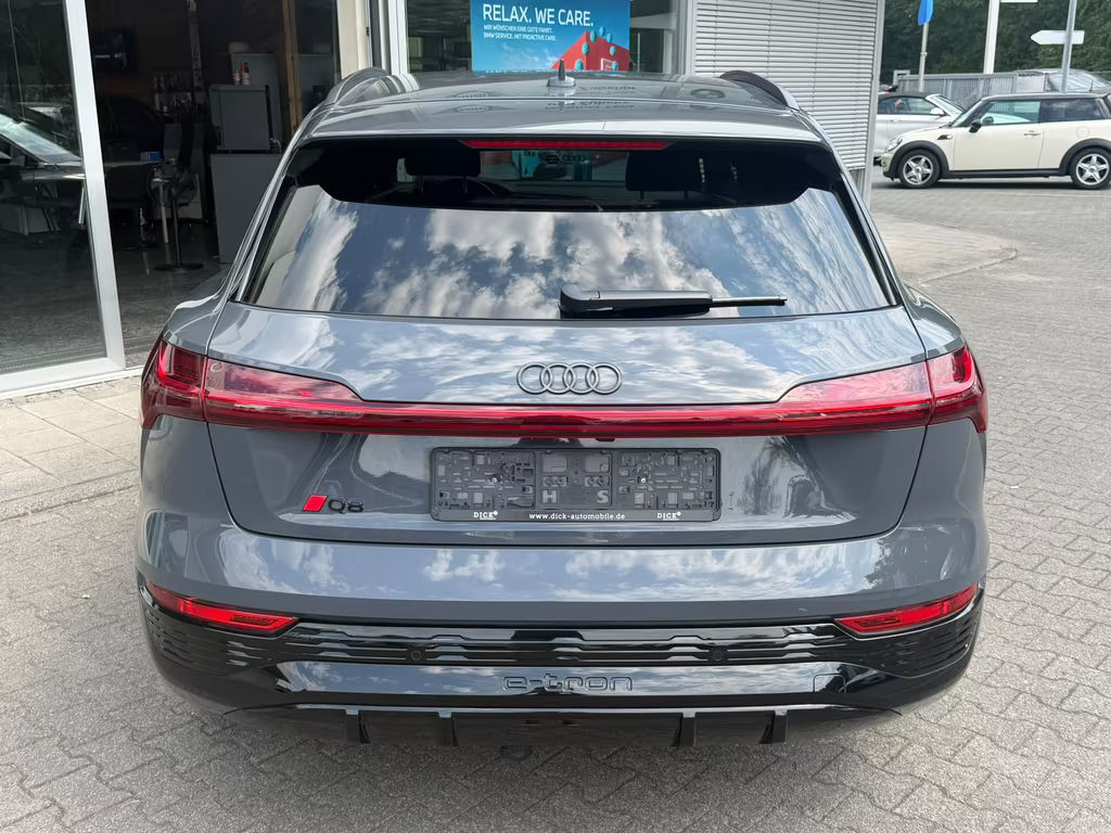 Audi Q8 e-tron