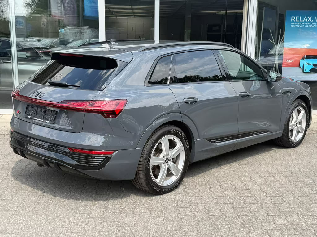 Audi Q8 e-tron