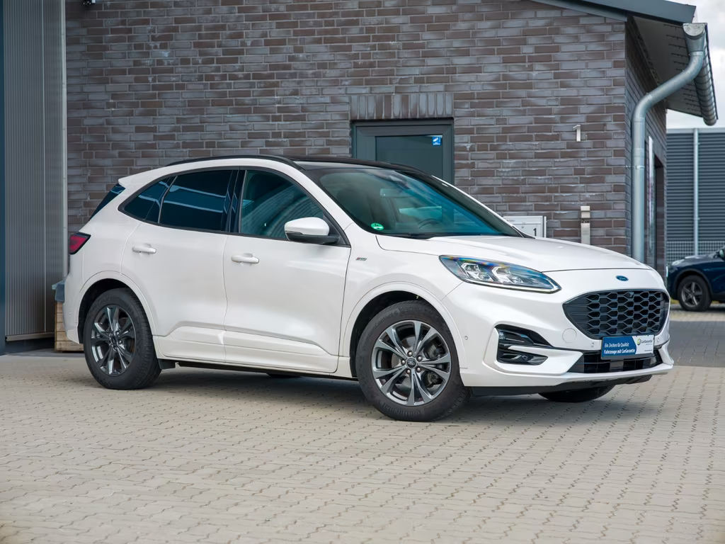 Ford Kuga ST Line Hybrid X