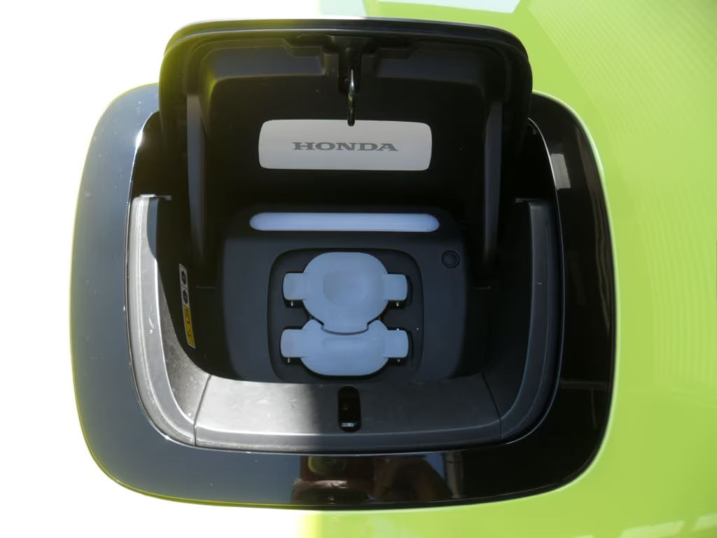 Honda e