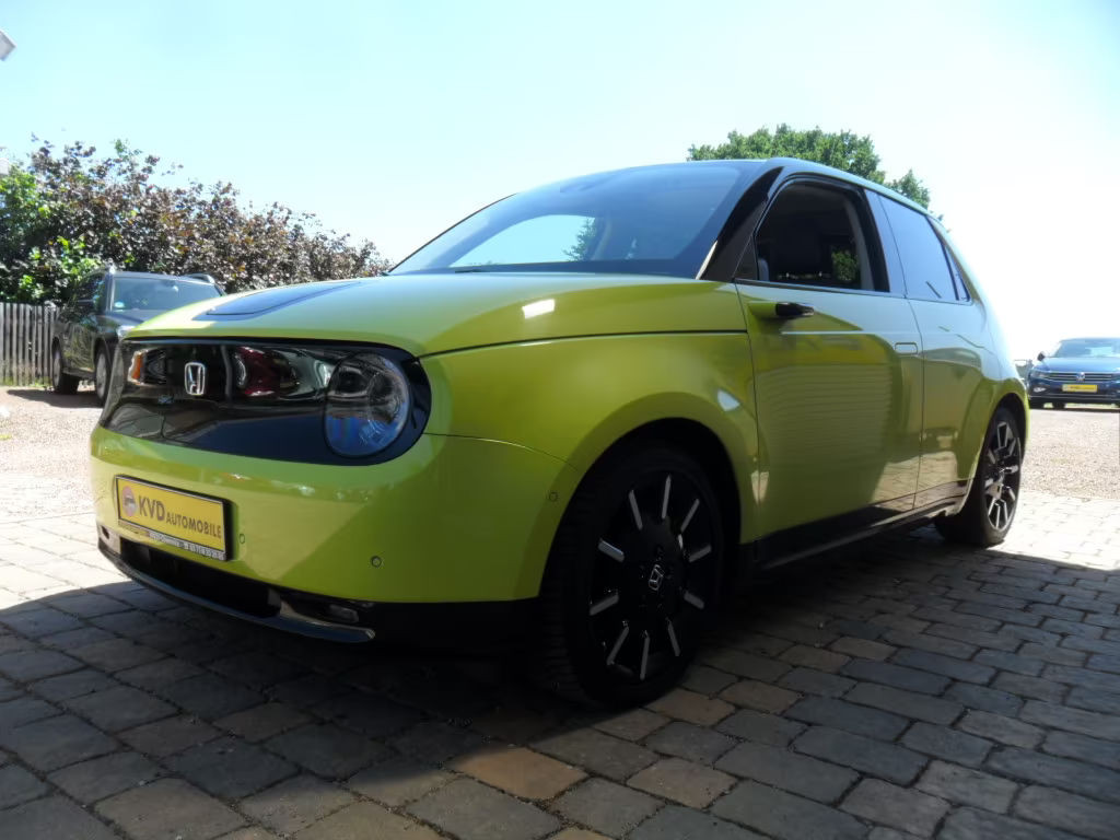 Honda e