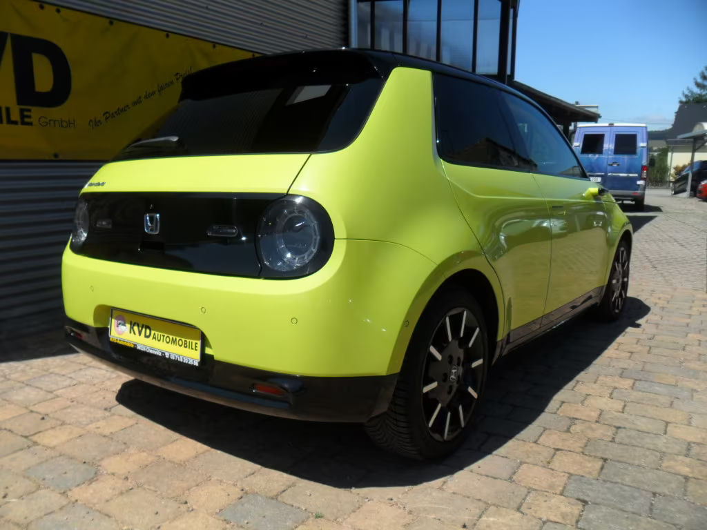 Honda e
