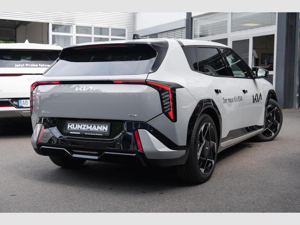 Kia EV4
