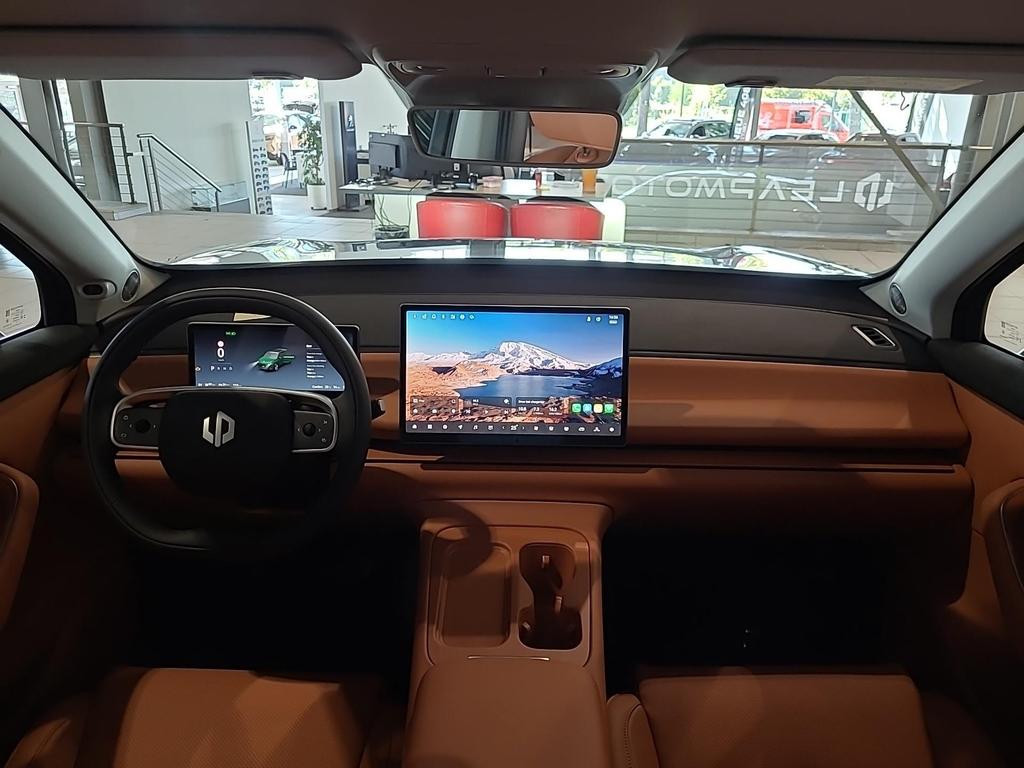 Leapmotor C10
