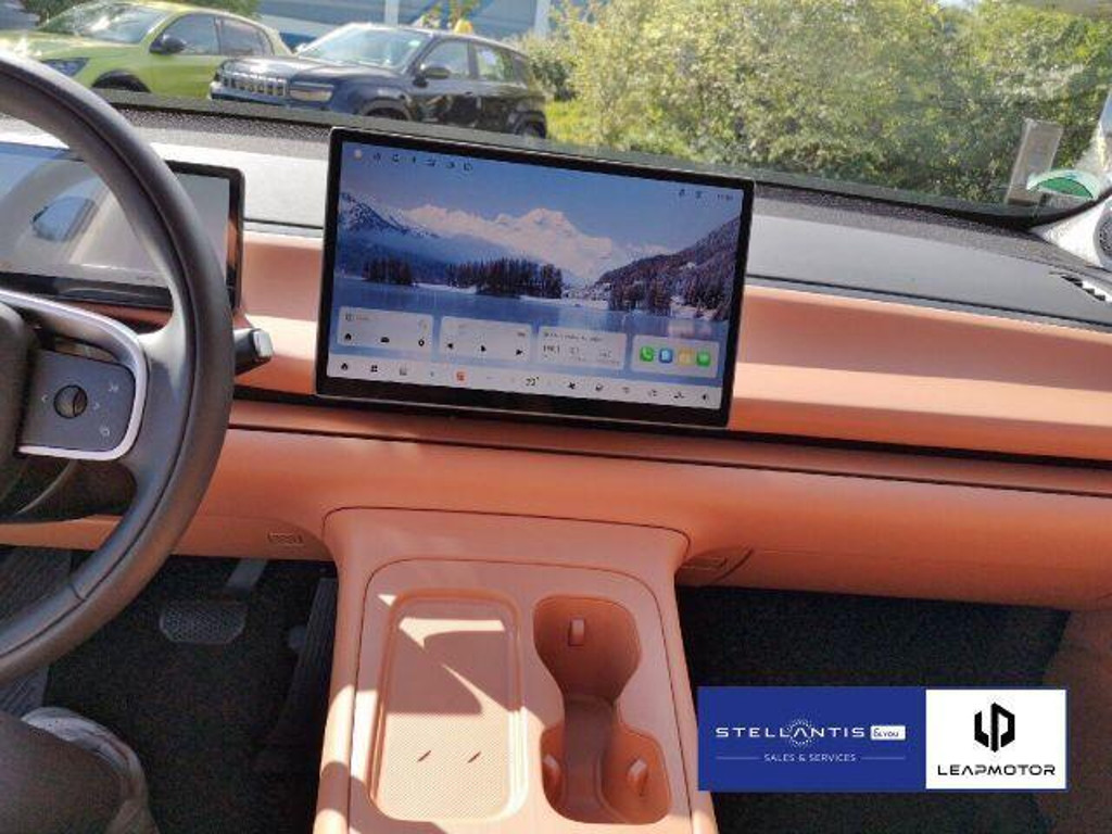 Leapmotor C10