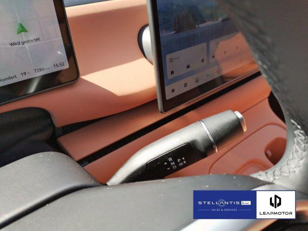 Leapmotor C10