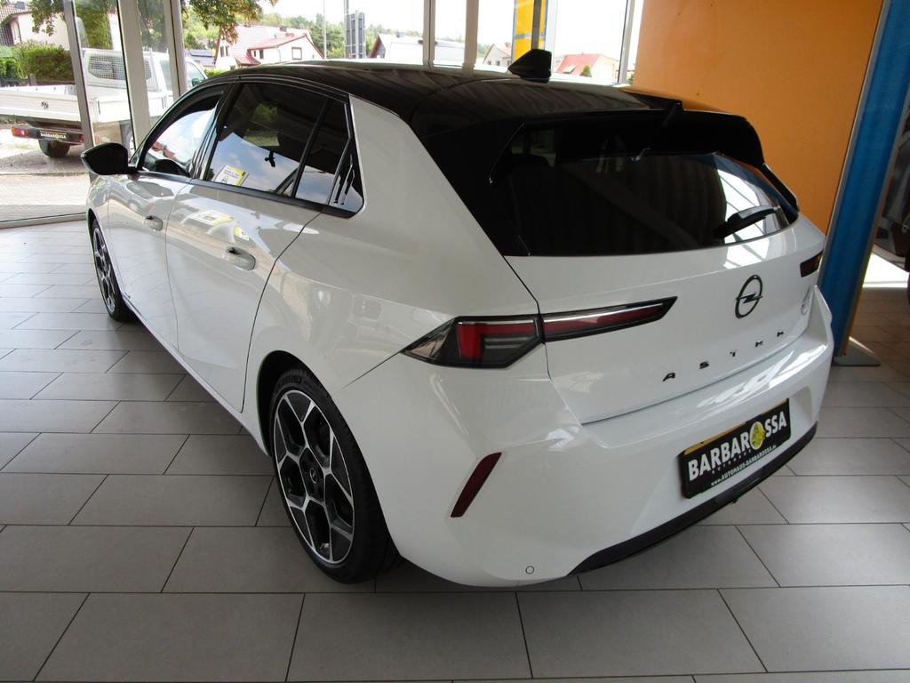 Opel Astra Ultimate