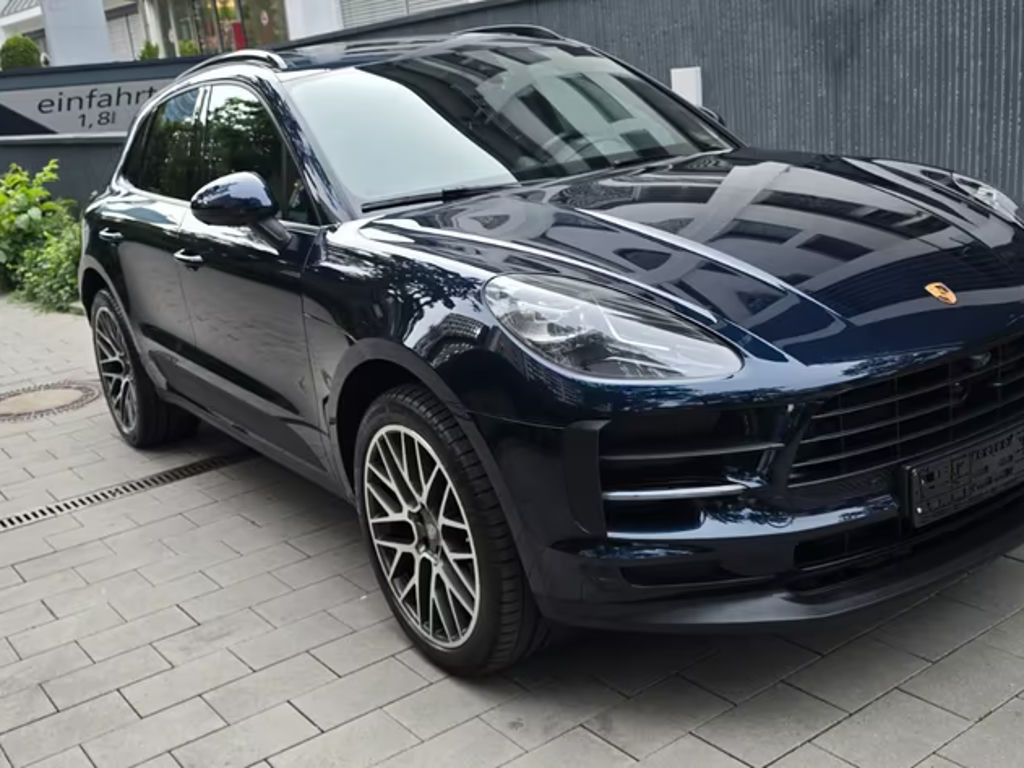 Porsche Macan 2.0,Pano,AHK,ALU21",ACC,PASM,PDLS+,360Kame