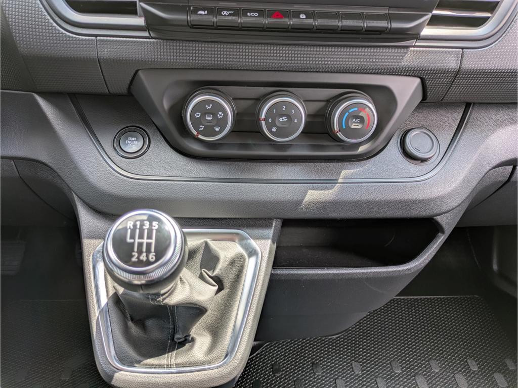 Nissan Primastar