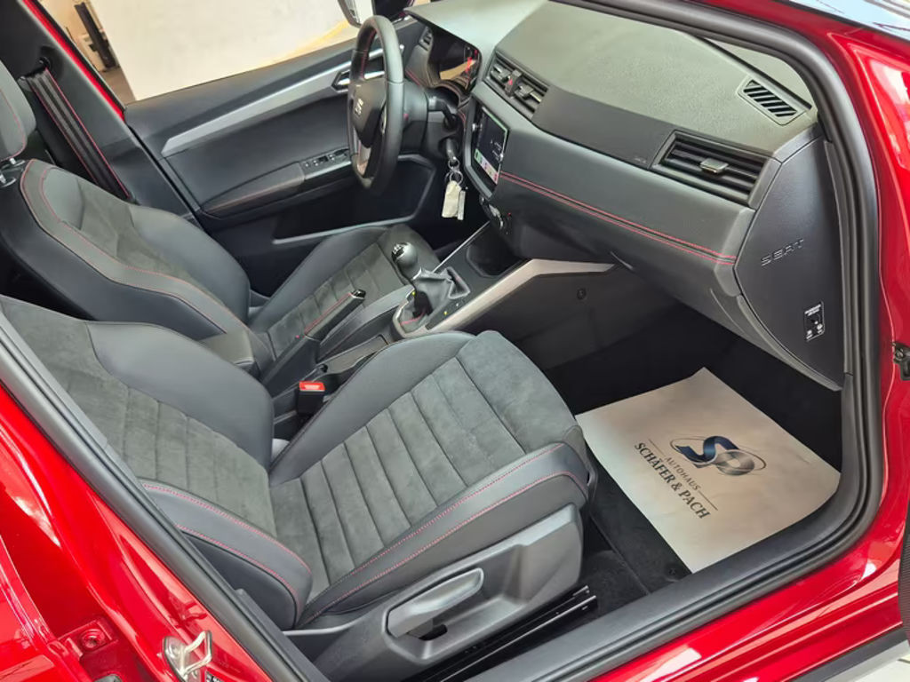 Seat Arona