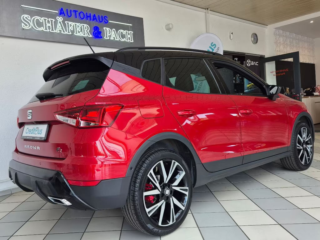 Seat Arona