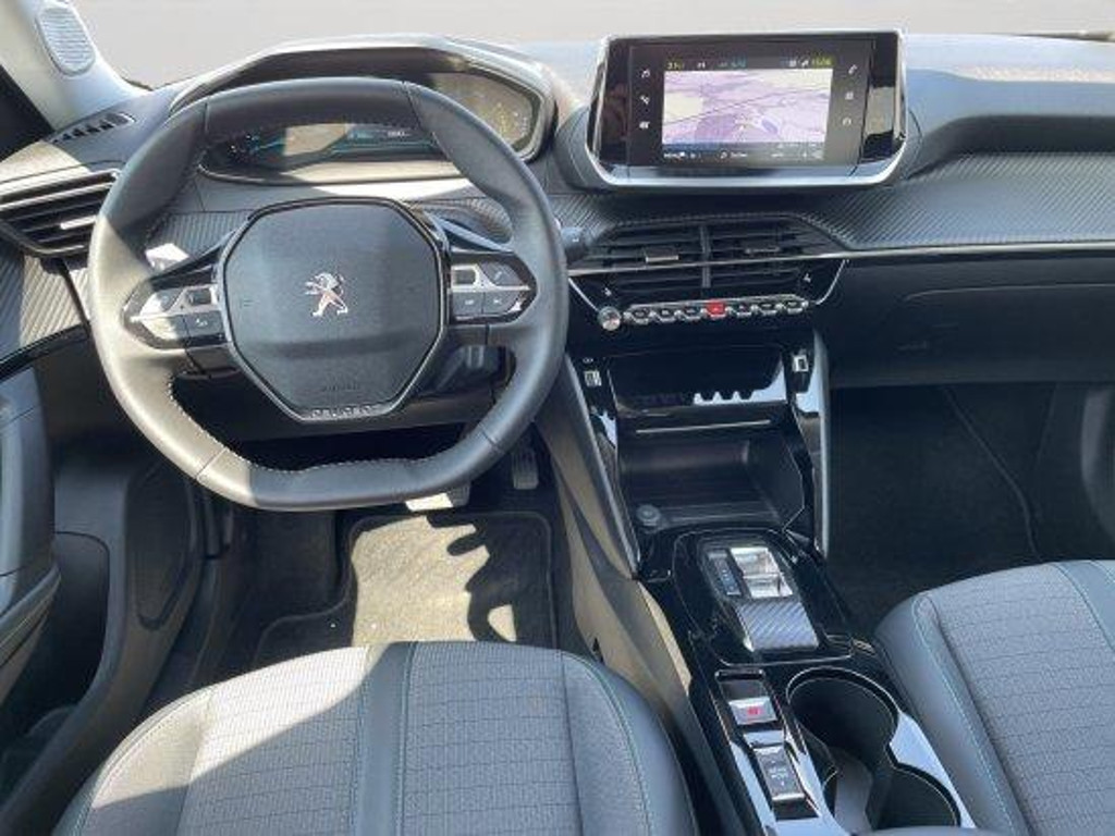 Peugeot e-2008