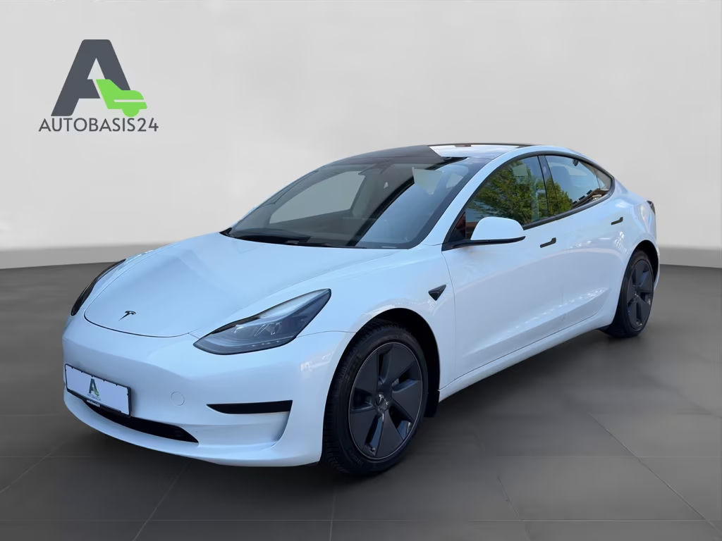 Tesla Model 3 RWD