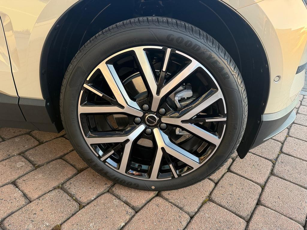 Volvo EX30