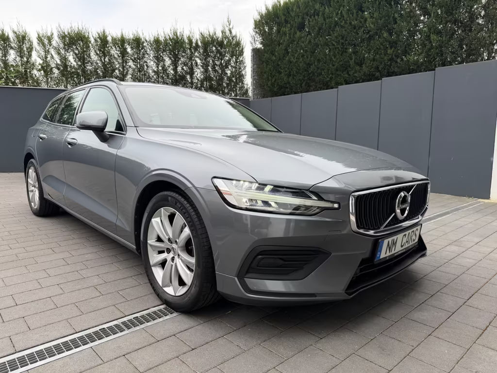 Volvo V60 Momentum