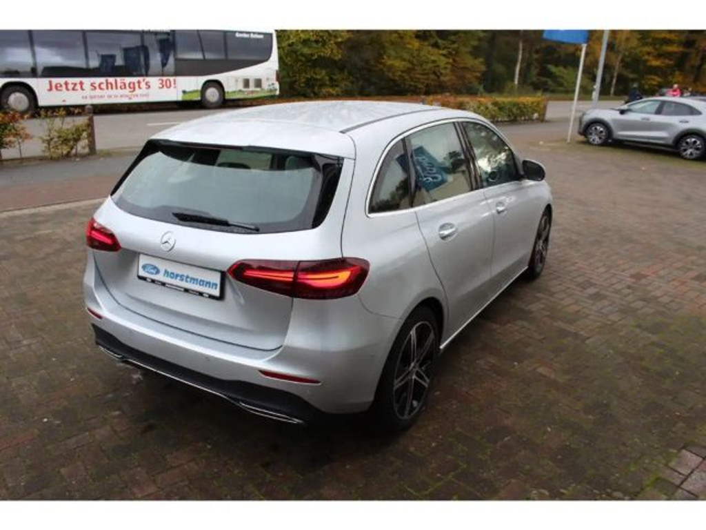 Mercedes-Benz B-Klasse B 250 4 MATIC, AUTOMATIK, LED, ACC, PDC, NAVI, RFK