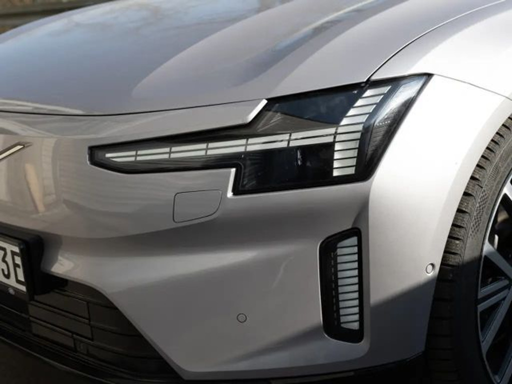 Volvo ES90
