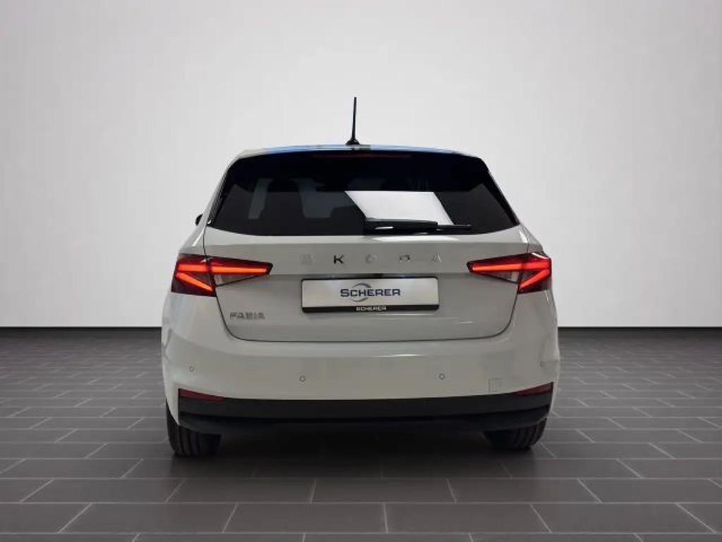 Skoda Fabia Balance 1,0 TSI DSG Navi/ Fahrassistenz/ W