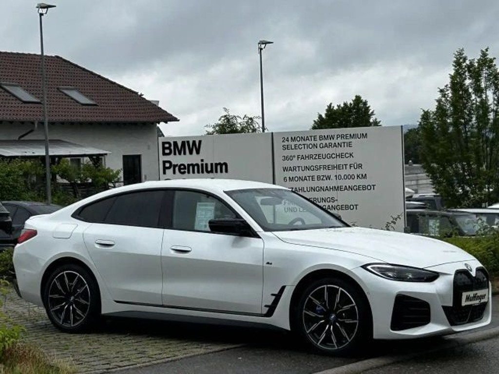 BMW i4