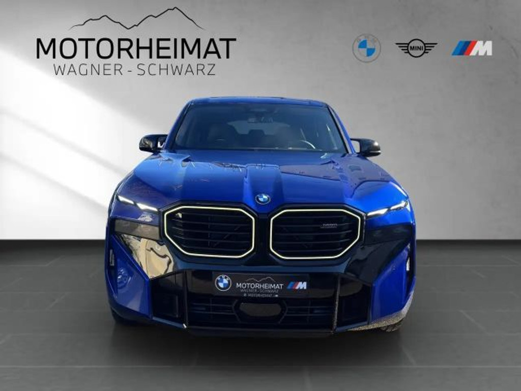 BMW XM