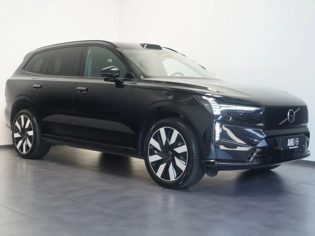 Volvo EX90