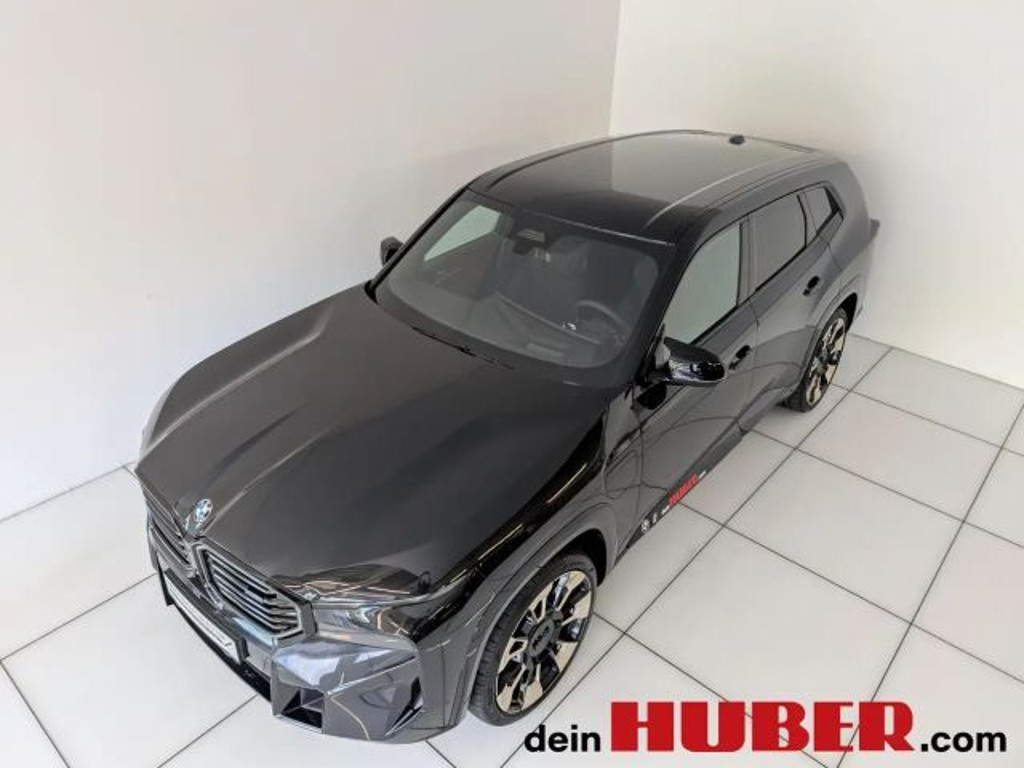 BMW XM