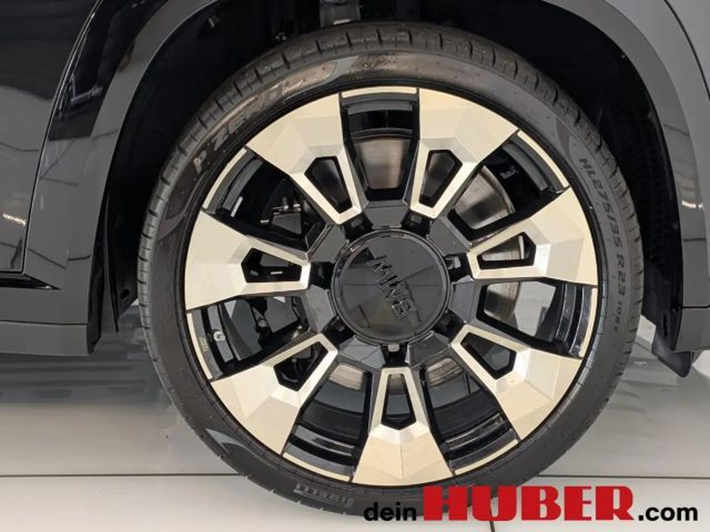 BMW XM
