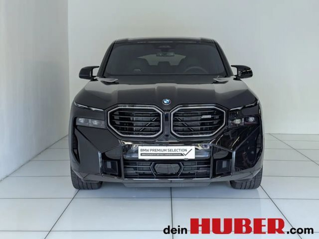 BMW XM