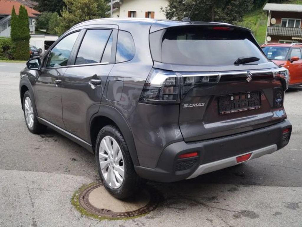 Suzuki S-Cross