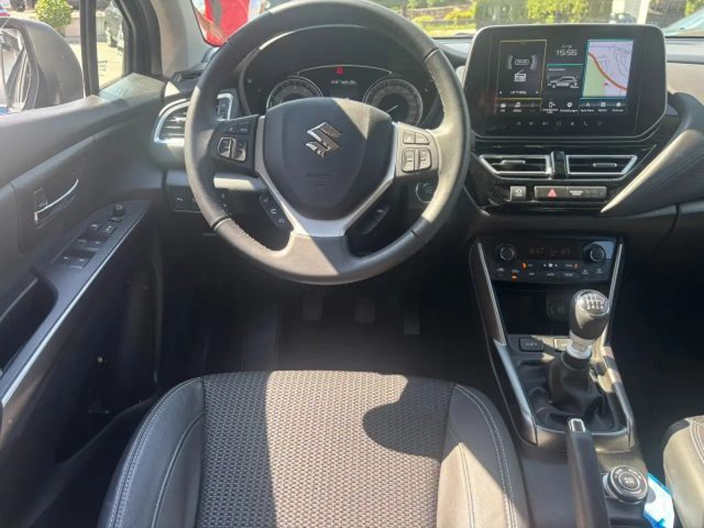 Suzuki S-Cross