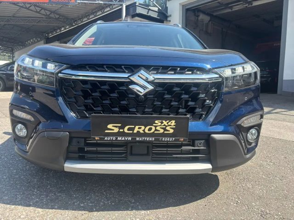 Suzuki S-Cross