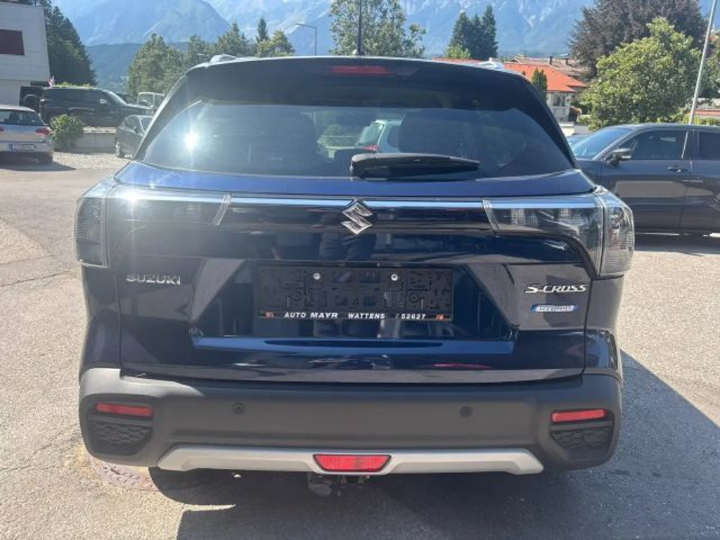 Suzuki S-Cross