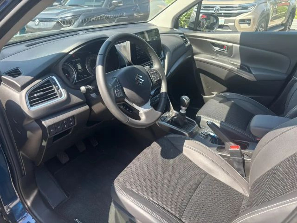 Suzuki S-Cross
