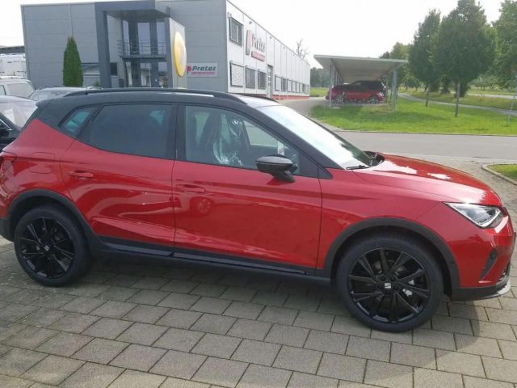 Seat Arona
