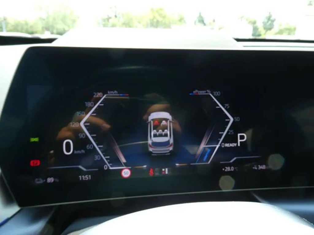 BMW iX1