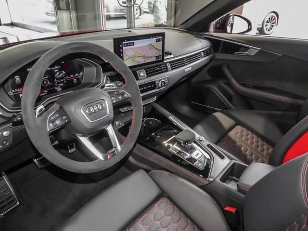 Audi RS4